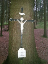 Kreuz im Wald