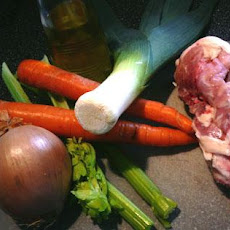 Homemade Chicken Stock  (Harry Caray's)