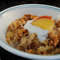 Old-Fashioned Oatmeal With Apples, Raisins and Honey-Toasted Wal