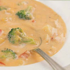 Broccoli, Red Pepper, and Cheddar Chowder