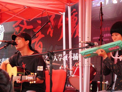 大学城不插电,你看到的是什么 - 小樱 - 晴耕|雨读