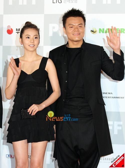 Ahn So-hee and Park Jin-young