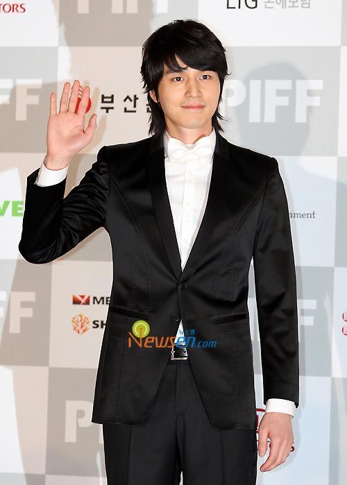 Lee Dong-wook