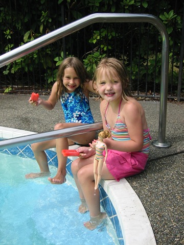 [swim party (37)[8].jpg]