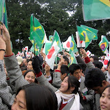 A contingent of Japanese Brazilians at the Imperial Palace on the second day of the new year A contingent of Japanese Brazilians at the Imperial Palace on the second day of the new year