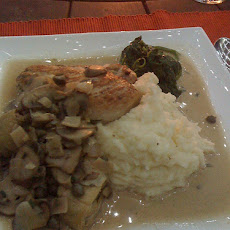 Parisian Chicken With Portabella Mushrooms and Artichokes