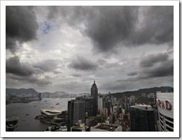 WEATHER PICTURE:_Generic view of Wanchai and Admiralty districts under No. 3 Tropical Cyclone Signal, as observed from high level in Island Shangri-la hotel, Admiralty. Severe tropical storm Fengshen is affecting Hong Kong and is forecast to come closest to Hong Kong early tomorrow. 24JUN08