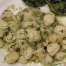 Simple Herbed Scallops