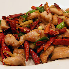 Spicy Stir-Fried Chicken and Peanuts