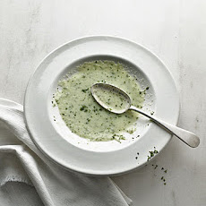 Chilled Cucumber Soup with Mint Leaves