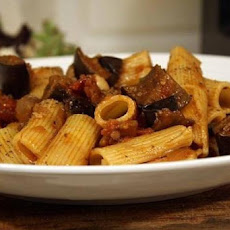 Rigatoni With Eggplant, Peppers, and Tomatoes