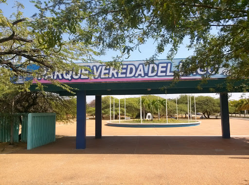 Entrada Peatonal Norte, Parque Vereda Del Lago