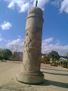 浮雕柱