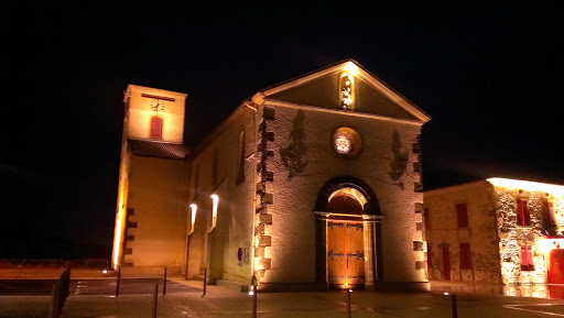 Église De Granges-les-Beaumont