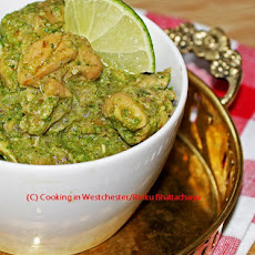 Slow Cooker Creamy Chicken and Mint Curry