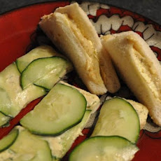 Quick and Easy Curry Chicken Tea Sandwich
