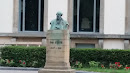 Statue De Godefroid Kurth
