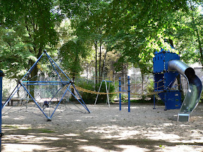 The wire climbing structure in Dortmund