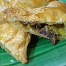 Ivo's Mushroom Leek Puff Pastry Triangles