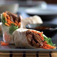 Beef Spring Rolls with Carrots and Cilantro