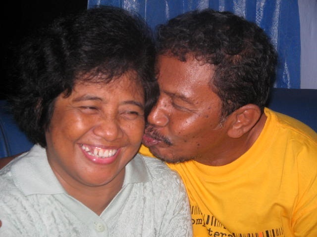 [BapakIbu27[3].jpg]