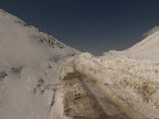 the road to chang la pass