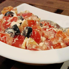 Bell Pepper (Capsicum) Salad With Feta and Black Olives