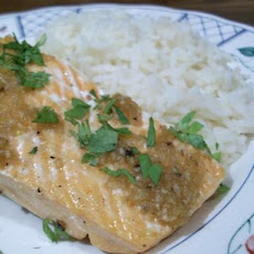 Broiled Salmon With Chili Glaze