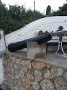 Spetses: Old Broken Cannon