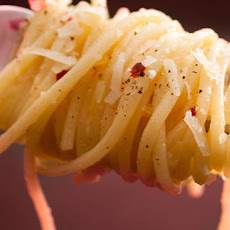Basic Garlicky Spaghetti Recipe