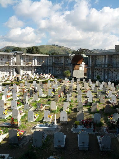 Cimitero di Pozzuoli
