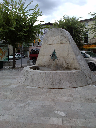 Fontaine De Belesta