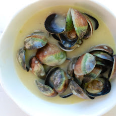 15-Minute Clam Soup