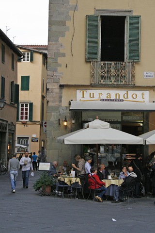 [Turandot i Lucca[2].jpg]