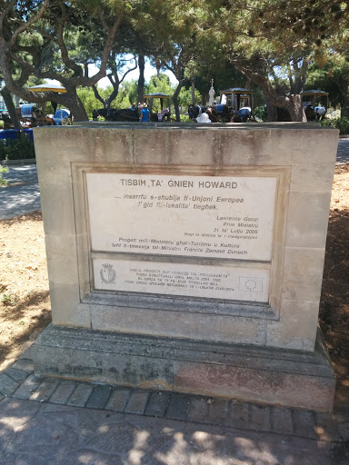 Stone Monument to Tisbih Ta Gnien Howard