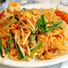 Quick Chicken Pad Thai