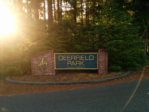 Deerfield Park Entrance Sign