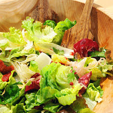Radicchio and Endive Salad with Oranges, Fennel, and Pomegranate Seeds