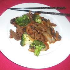 Nat's easy peppery Beef Broccoli Stir Fry