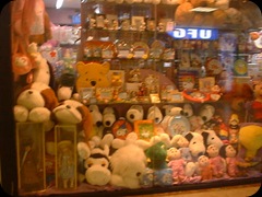Surabaya Plaza - Jualan Boneka