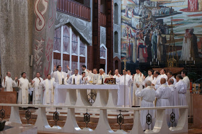 Concelebraci&oacute;n en la Bas&iacute;lica de la Anunciaci&oacute;n de Nazaret