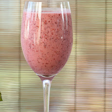 Very Berry Yogurt Smoothie