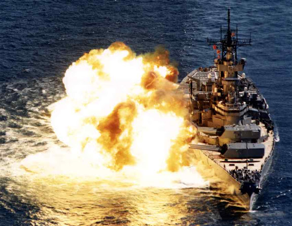 USS%20NEW%20JERSEY%20FIRING%20HER%20BIG%20GUNS.%20%5B2%5D.%20.jpg