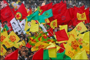 [bayraklarcatipartisi[2].jpg]