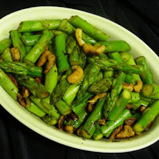 Asparagus and Cashew Stir Fry