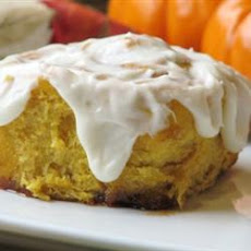 Kelsandra's Pumpkin Cinnamon Rolls