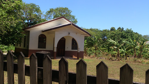 Church of Halfmoon Bay