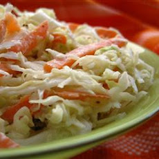 Classic Creamy Coleslaw