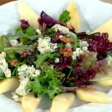 Jill's Fresh Pear and Maytag Farms Blue Cheese Salad with a Toasted Walnut Vinaigrette