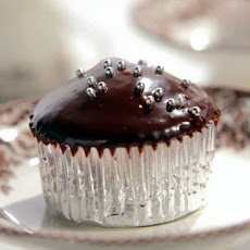 Milk Chocolate Cupcakes with Dark Chocolate Icing